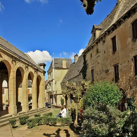 Petite Maison En Pierre Au Coeur Du Perigord Noir Proche De Sarlat Et Rocamadour Salignac Eyvigues Exterior foto