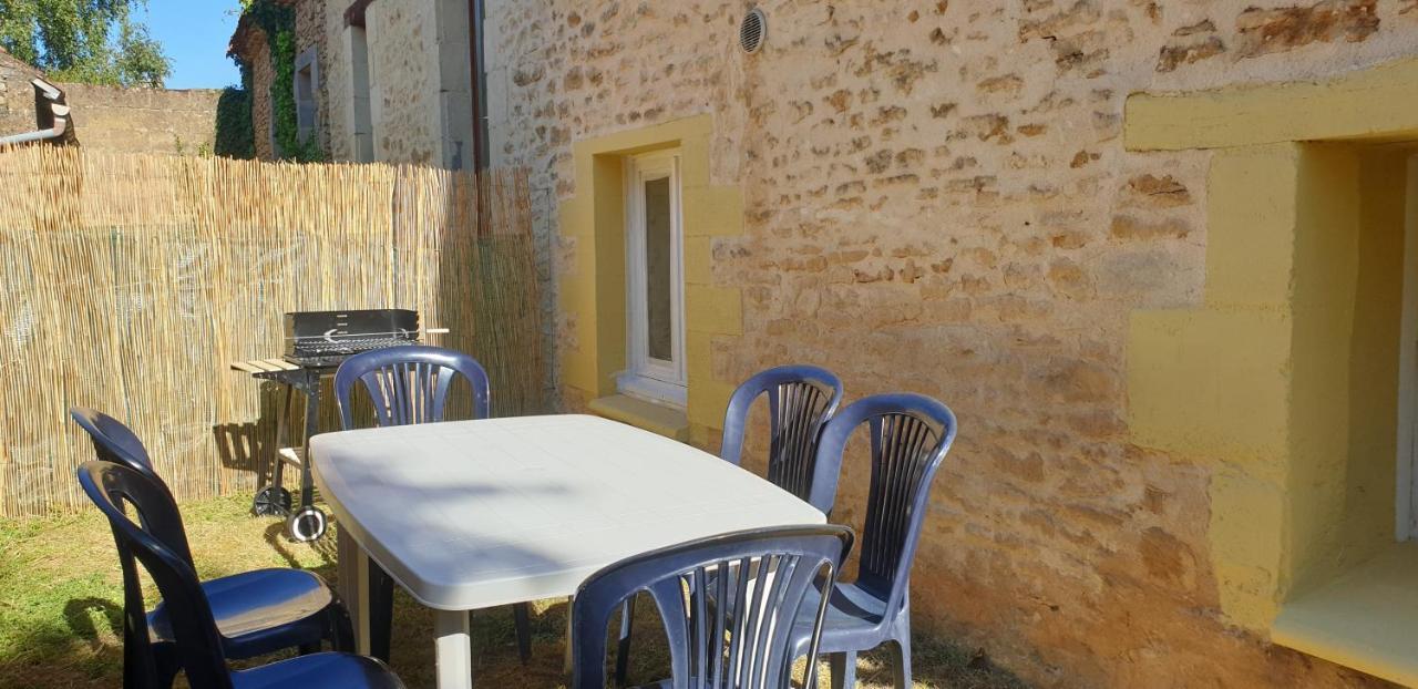 Holiday home Petite Maison En Pierre Au Coeur Du Perigord Noir Proche De Sarlat Et Rocamadour Salignac Eyvigues