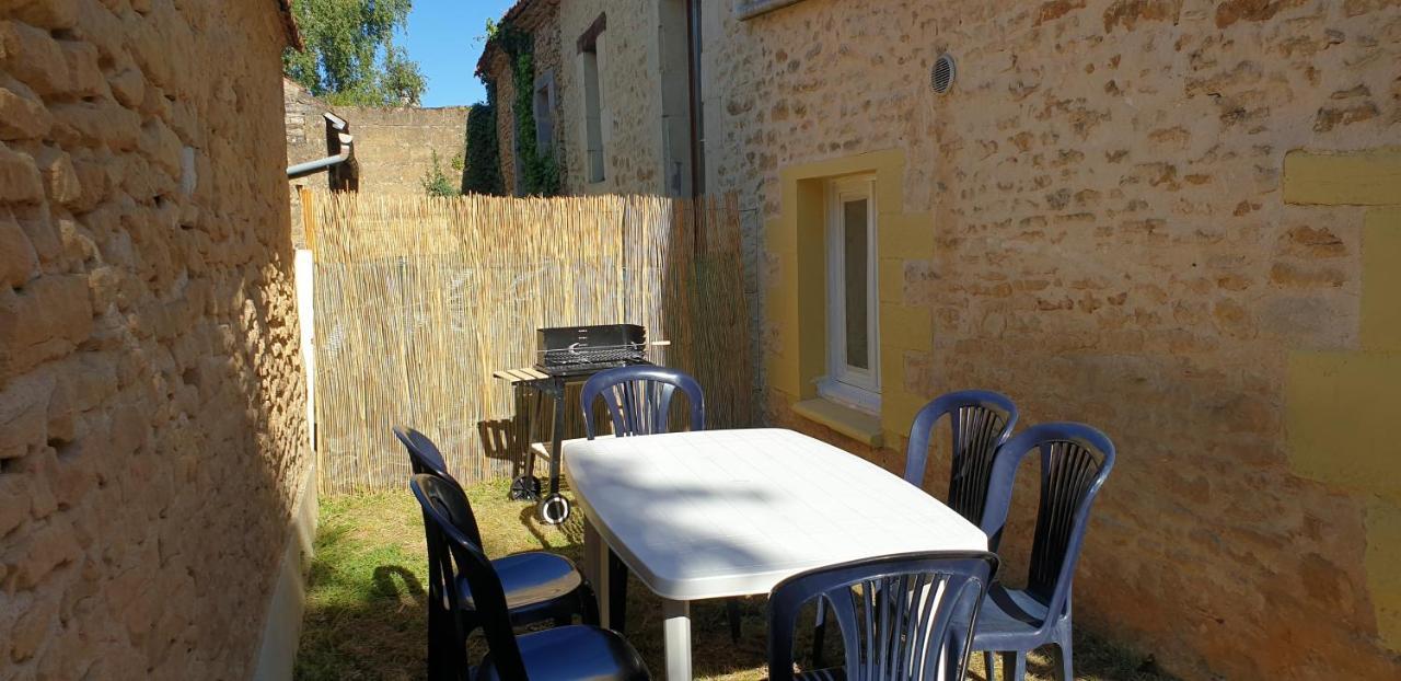Petite Maison En Pierre Au Coeur Du Perigord Noir Proche De Sarlat Et Rocamadour Holiday home *
