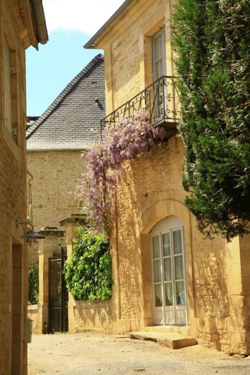 Petite Maison En Pierre Au Coeur Du Perigord Noir Proche De Sarlat Et Rocamadour