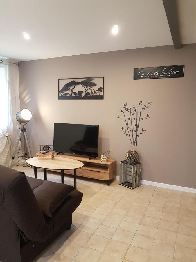 Petite Maison En Pierre Au Coeur Du Perigord Noir Proche De Sarlat Et Rocamadour Holiday home *
