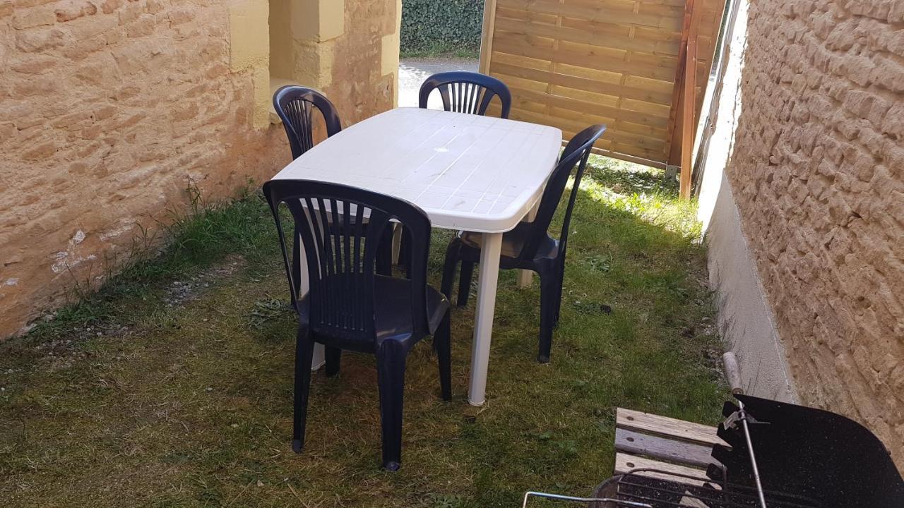 Petite Maison En Pierre Au Coeur Du Perigord Noir Proche De Sarlat Et Rocamadour Salignac Eyvigues